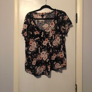 Torrid black floral t shirt